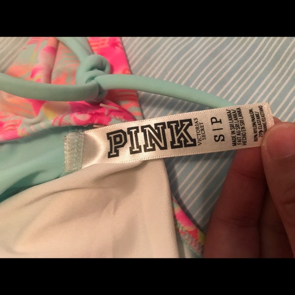 VS PINK Bikini top - Picture 2 of 3